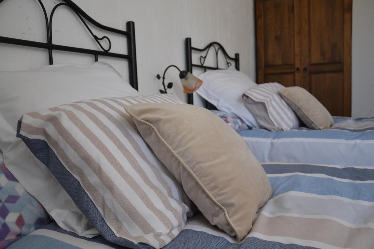 Apartamentos La Sierra Вильяльба-де-ла-Сьерра Экстерьер фото